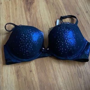 Very Sexy Push-Up 36C